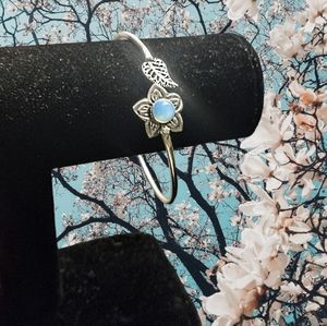 925 Sterling Silver Plated Star Leaf Bangle